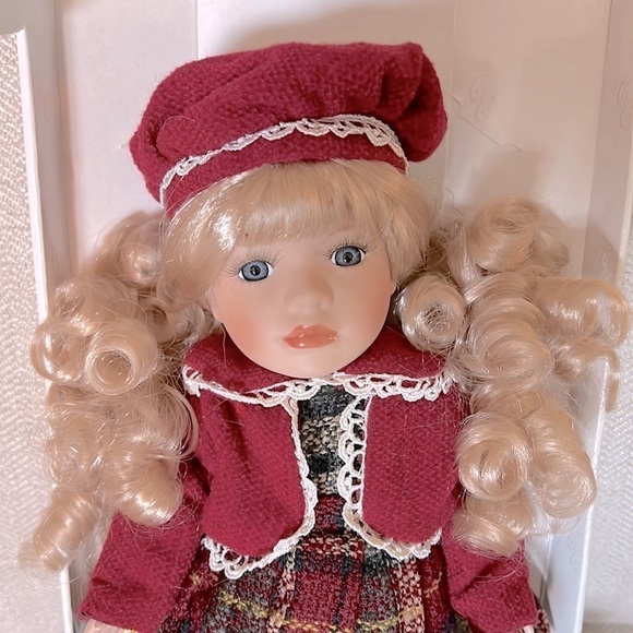 Collectors Choice • New in Box Porcelain Doll - Picture 4 of 7